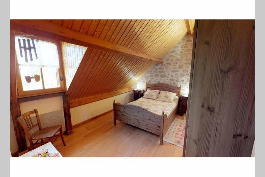 La Grange De Salvaneix Gite Pour 15 Personnes 7 Chambres Avec 6 Sdb-6Wc Sarran Exteriér fotografie