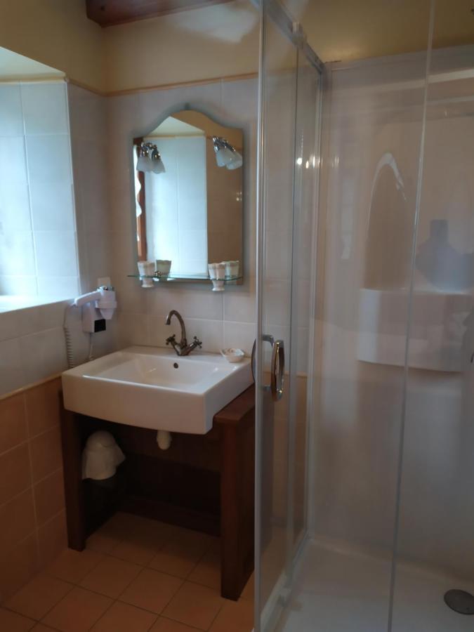 La Grange De Salvaneix Gite Pour 15 Personnes 7 Chambres Avec 6 Sdb-6Wc Sarran Exteriér fotografie