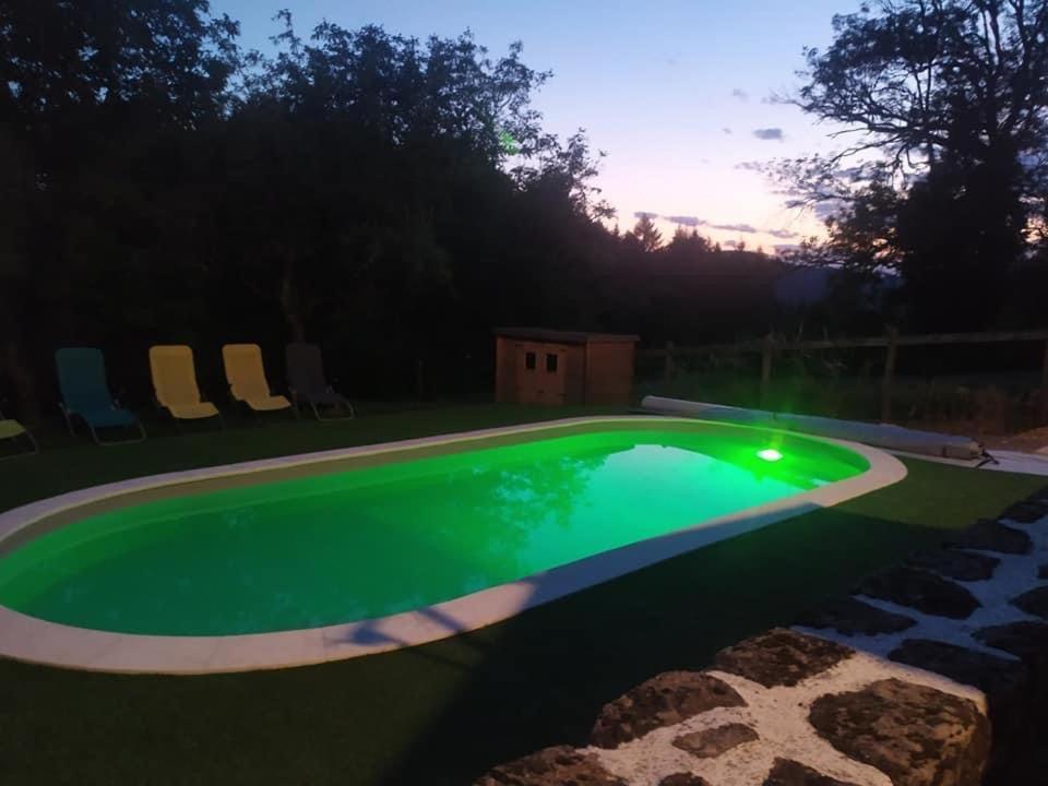 La Grange De Salvaneix Gite Pour 15 Personnes 7 Chambres Avec 6 Sdb-6Wc Sarran Exteriér fotografie